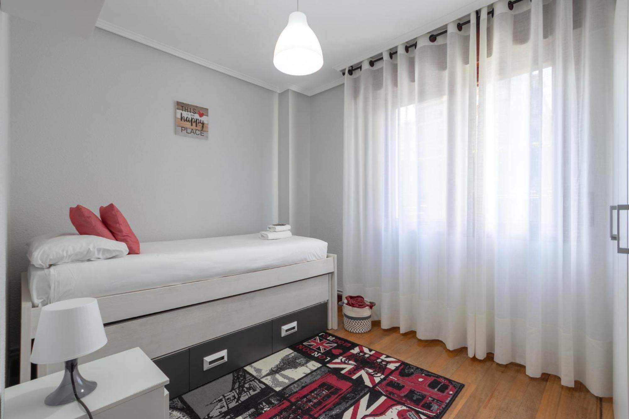 Etxebarria Apartment By People Rentals Bilbau Exterior foto