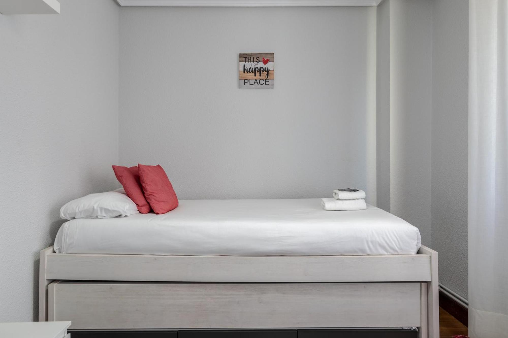 Etxebarria Apartment By People Rentals Bilbau Exterior foto